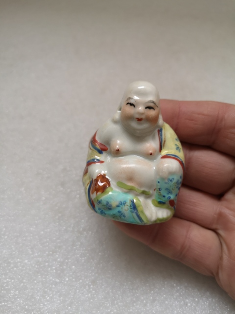 古玩陶瓷出口創(chuàng)匯期彌勒佛瓷塑拍賣,當(dāng)前價(jià)格260元