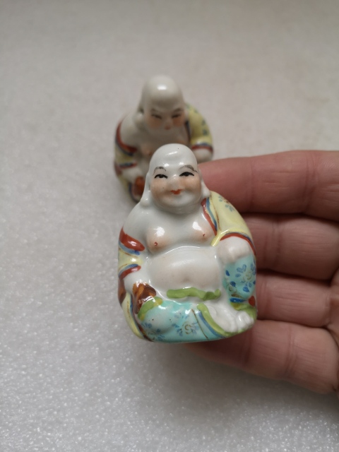 古玩陶瓷出口創(chuàng)匯期彌勒佛瓷塑拍賣,當(dāng)前價(jià)格260元
