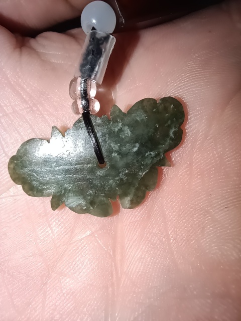 古玩玉器清代.瑪瑙八棱珠蝴蝶佩760拍賣,當前價格760元