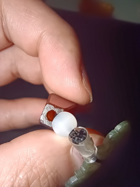 古玩玉器清代.瑪瑙八棱珠蝴蝶佩760拍賣,當前價格760元