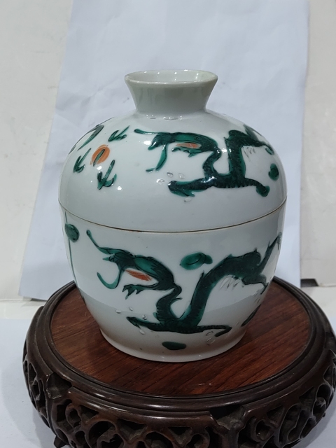 古玩陶瓷清晚·礬紅綠彩龍紋蓋缸拍賣(mài)，當(dāng)前價(jià)格3333元