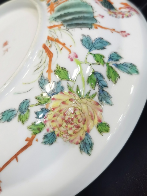古玩陶瓷粉彩蓋盆拍賣,當前價格4000元