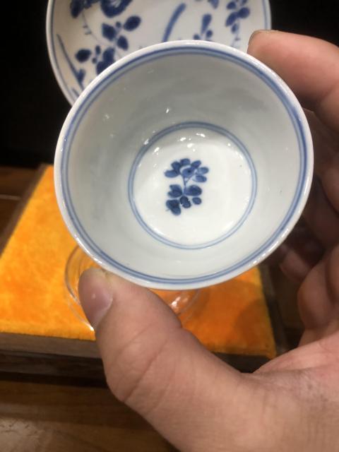 古玩陶瓷（送禮佳品）清-康熙-洞石花卉紋-青花杯碟套裝拍賣，當(dāng)前價(jià)格1980元