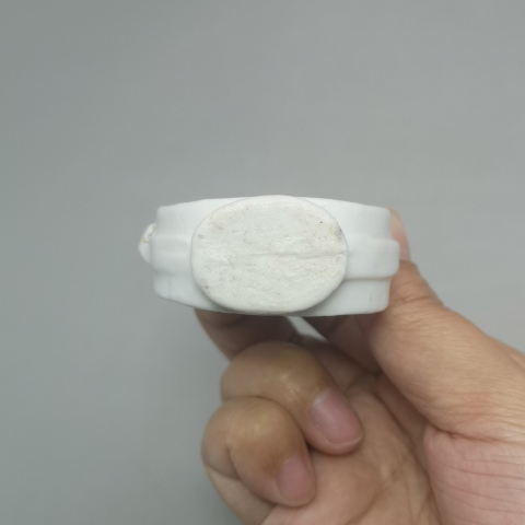 古玩陶瓷清晚菊花紋執壺型水滴 文房用品 硯滴拍賣，當前價格258元