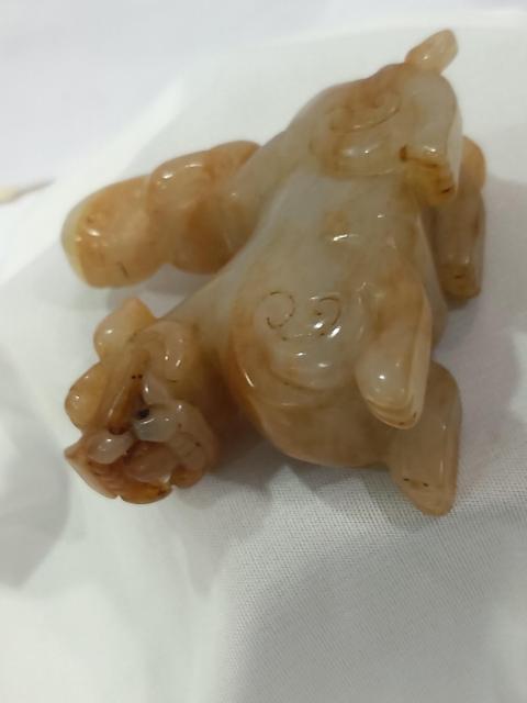 古玩雜項(xiàng)玉雕瑞獸擺件拍賣,當(dāng)前價格1158元