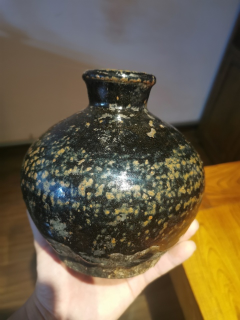 古玩陶瓷明末清初?黑釉鐵銹花瓶拍賣，當前價格888元