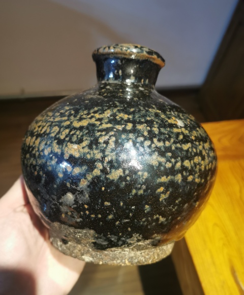 古玩陶瓷明末清初?黑釉鐵銹花瓶拍賣，當前價格888元