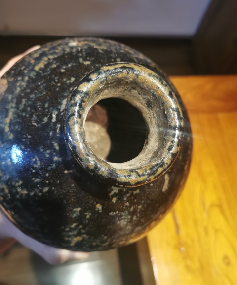 古玩陶瓷明末清初?黑釉鐵銹花瓶拍賣，當前價格888元