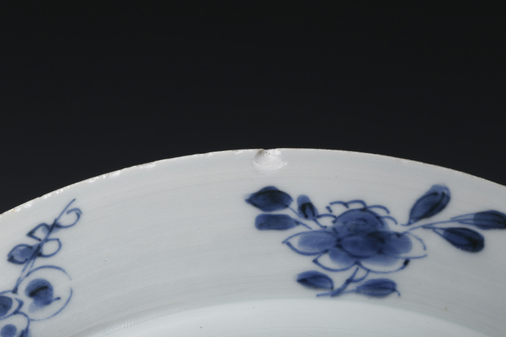 古玩陶瓷清康熙·青花人物相夫教子紋折腰盤拍賣，當前價格13888元