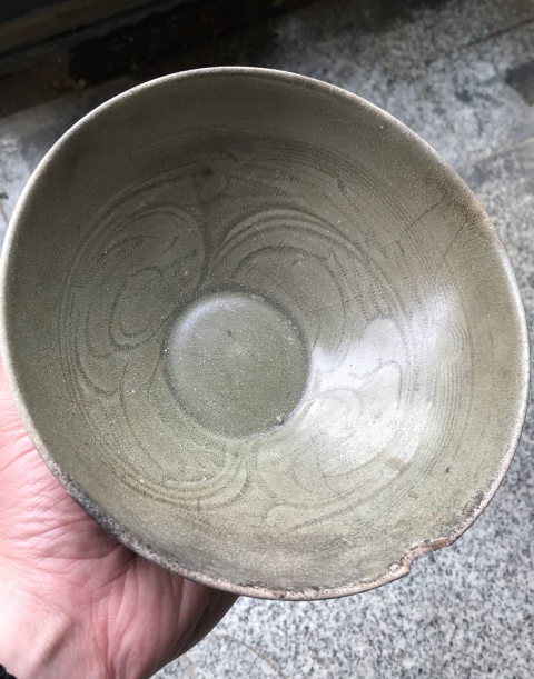 古玩陶瓷同安窯珠光青瓷刻花卉紋斗笠碗拍賣,當前價格399元