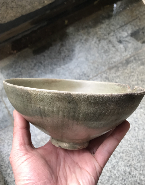 古玩陶瓷同安窯珠光青瓷刻花卉紋斗笠碗拍賣,當前價格399元