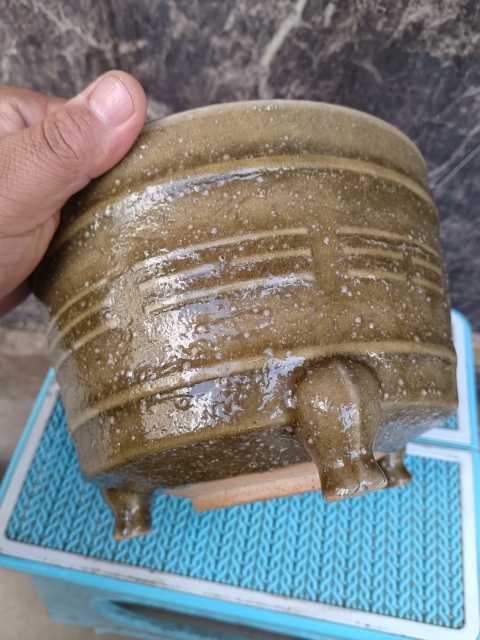 古玩陶瓷明龍泉奩式三足爐拍賣，當前價格5000元