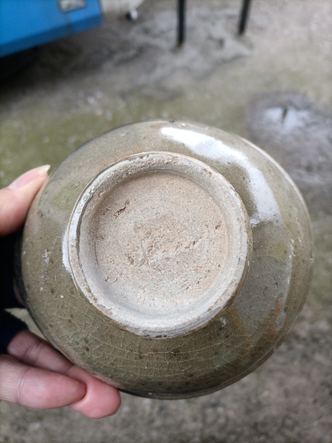 古玩陶瓷宋末元初龍泉窯青釉刻花碗拍賣,當前價格598元