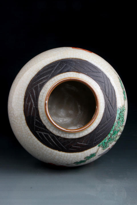 古玩陶瓷7884】清咸豐 哥釉五彩鳳棲梧桐圖罐拍賣,當前價格1900元