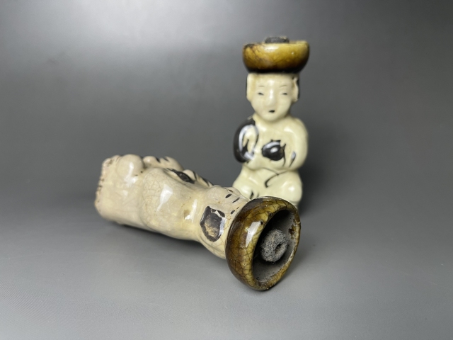 古玩陶瓷清代磁州窯嬰戲形燭臺(tái)拍賣，當(dāng)前價(jià)格700元