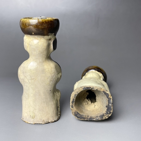 古玩陶瓷清代磁州窯嬰戲形燭臺(tái)拍賣，當(dāng)前價(jià)格700元