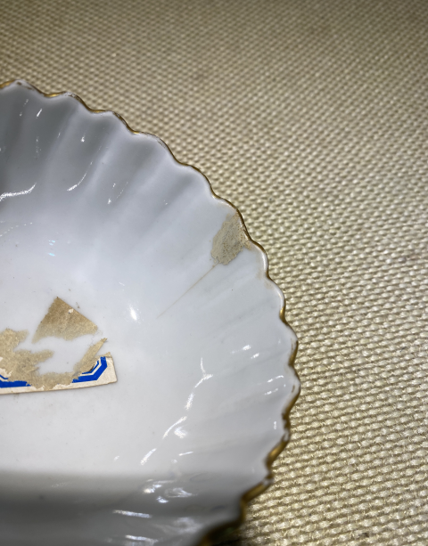 古玩陶瓷【清倉處理】乾隆粉彩花鳥細(xì)路花口杯拍賣,當(dāng)前價格958元