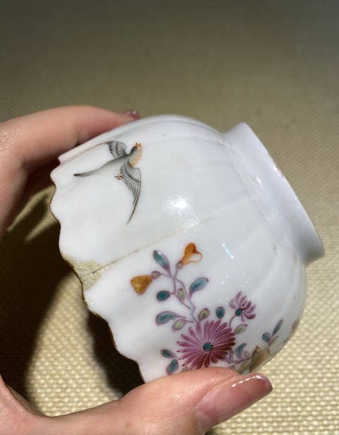 古玩陶瓷【清倉處理】乾隆粉彩花鳥細(xì)路花口杯拍賣,當(dāng)前價格958元