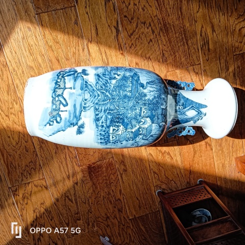 古玩陶瓷清中期山水大瓶拍賣,當前價格15500元