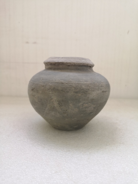 古玩陶瓷宋代灰陶撲滿拍賣，當前價格750元