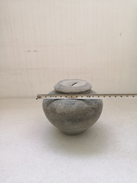 古玩陶瓷宋代灰陶撲滿拍賣，當前價格750元