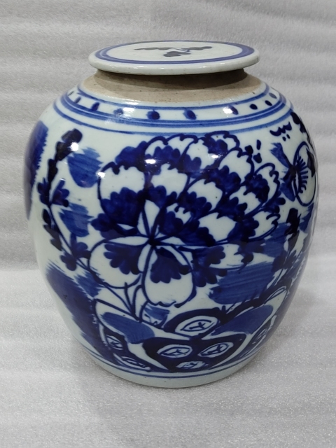 古玩陶瓷青花花卉紋蓋罐拍賣，當前價格1580元