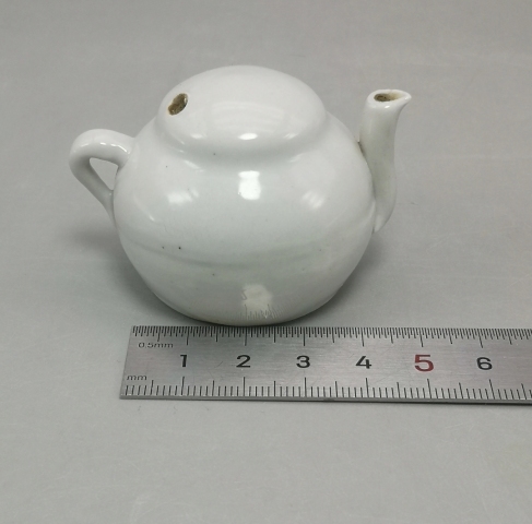 古玩陶瓷白釉水注拍賣,當前價格450元
