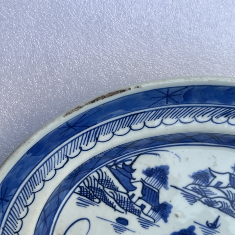 古玩陶瓷青花山水樓閣紋大盤拍賣，當(dāng)前價(jià)格2000元