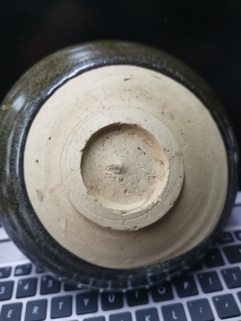 古玩陶瓷元代耀州窯醬釉大碗，一對。拍賣，當(dāng)前價格2666元