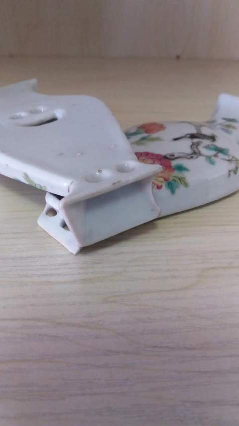 古玩陶瓷晚清花鳥紋粉彩壁瓶拍賣，當前價格2300元