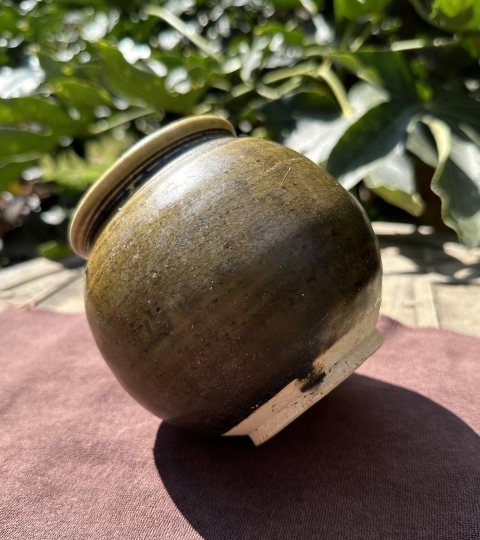 古玩陶瓷元代·茶葉末釉唇口罐拍賣,當(dāng)前價(jià)格3300元