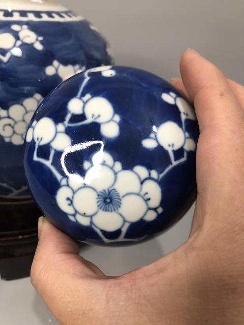 古玩陶瓷晚清青花留白冰梅罐拍賣，當前價格3600元