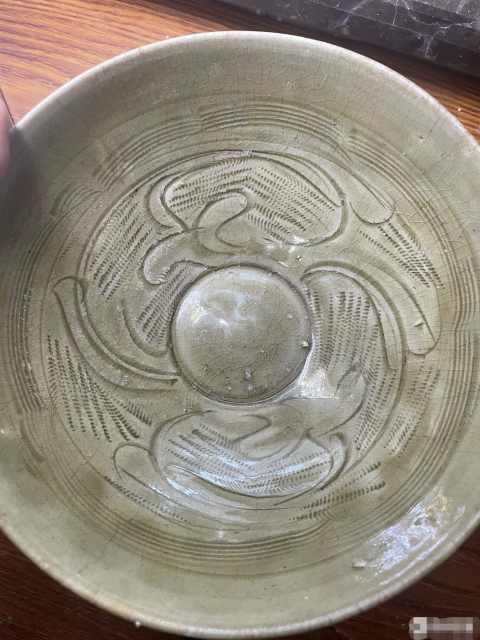 古玩陶瓷【清倉大處理】同安窯珠光青瓷刻花斗笠碗拍賣,當前價格999元