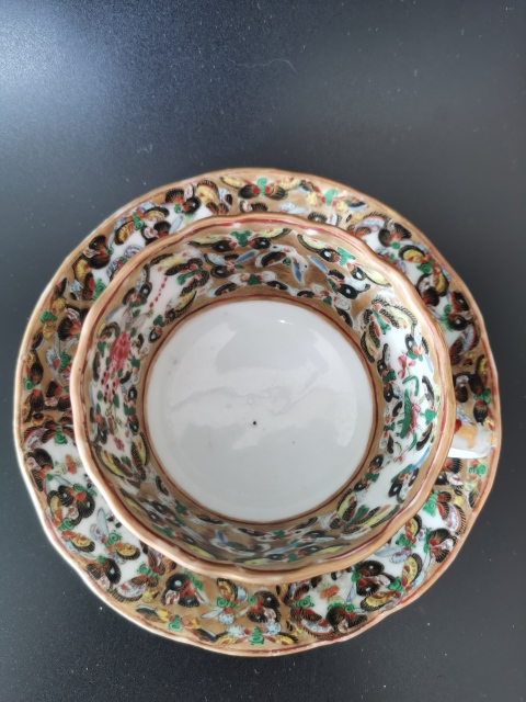 古玩陶瓷清晚期?廣彩花蝶紋杯碟拍賣，當前價格1500元