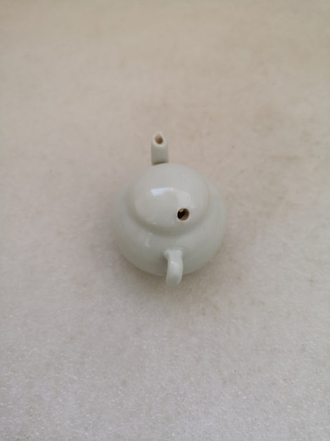 古玩陶瓷白釉水注拍賣,當前價格450元