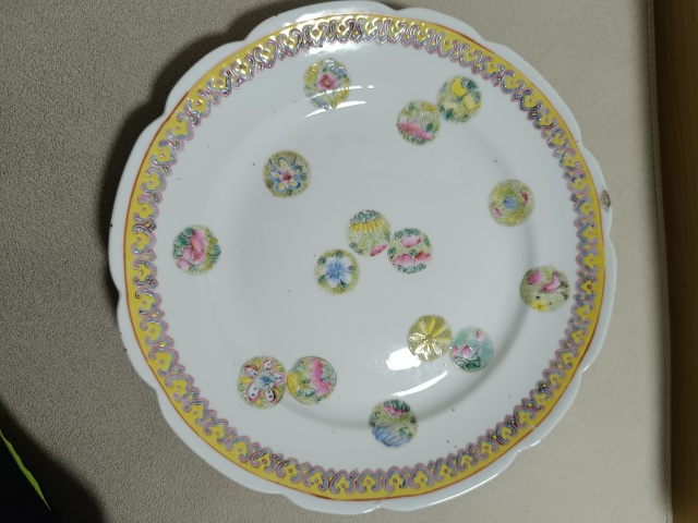 古玩陶瓷粉彩皮球花盤拍賣，當前價格6600元