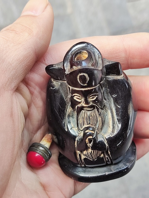 古玩雜項**雕財神鼻煙壺拍賣,當前價格888元