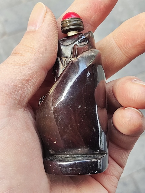 古玩雜項**雕財神鼻煙壺拍賣,當前價格888元