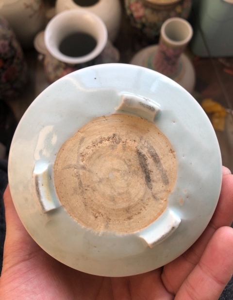 古玩陶瓷乾隆時期青花山水人物紋琴爐拍賣,當前價格2800元