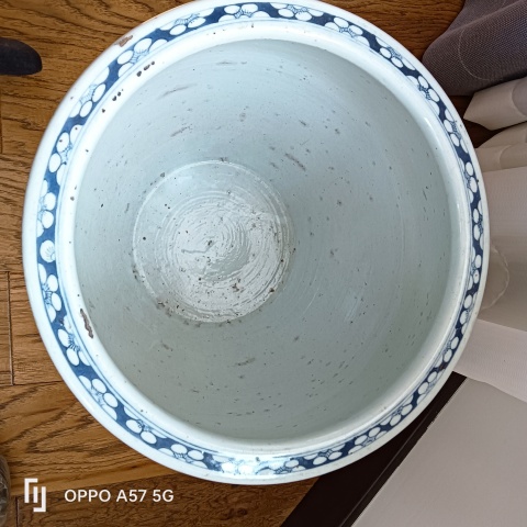 古玩陶瓷青花留白冰梅卷缸拍賣，當前價格14900元