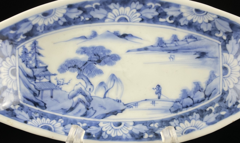 古玩陶瓷山水紋青花盤拍賣,當(dāng)前價(jià)格336元