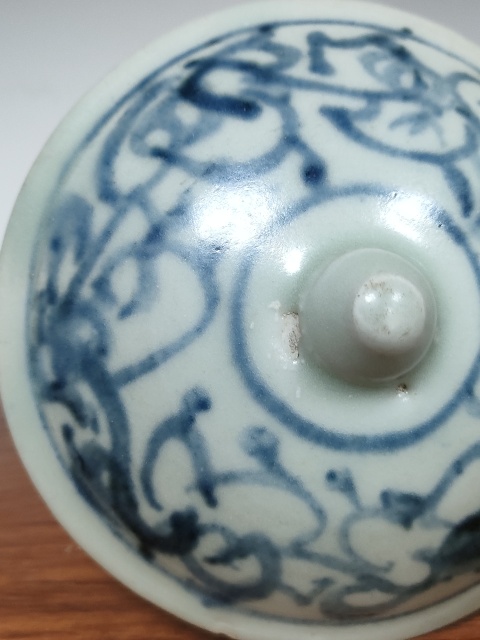 古玩陶瓷明代中晚期青花蓋罐拍賣,當前價格2200元