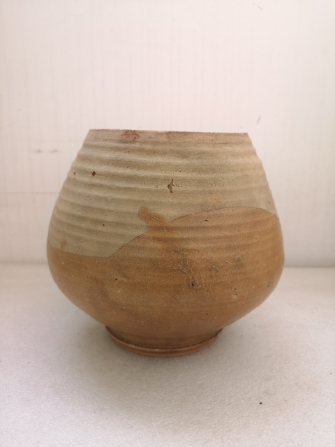 古玩陶瓷清代地方窯黃釉罐拍賣,當前價格580元