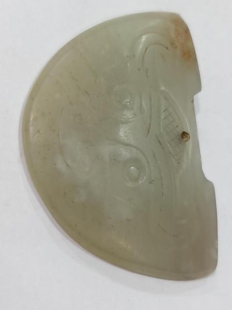 古玩雜項和田玉雕牛頭紋掛件拍賣，當(dāng)前價格4000元