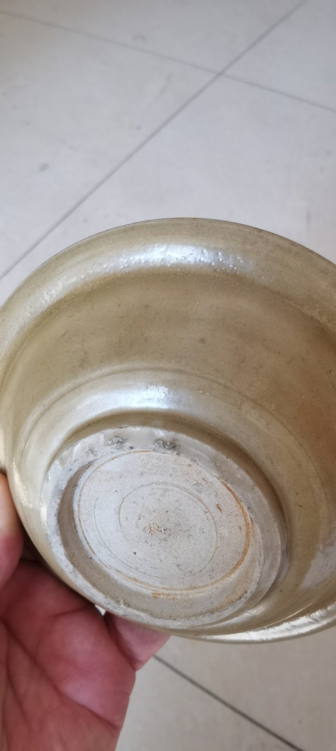 古玩陶瓷元代龍泉窯青釉盤拍賣，當前價格3800元