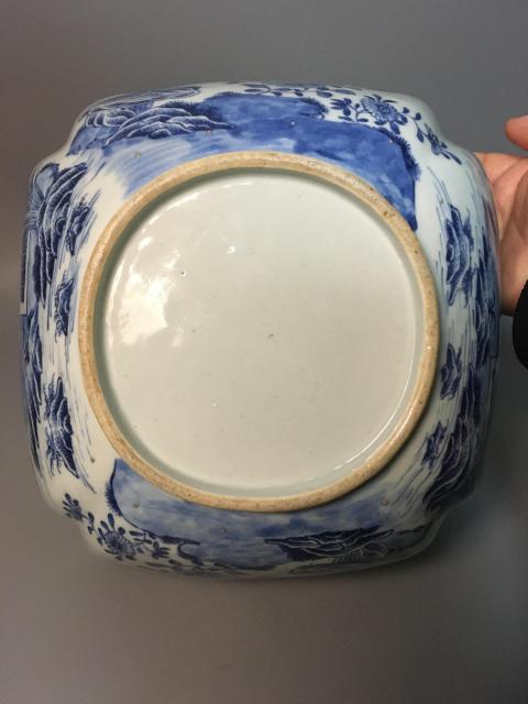 古玩陶瓷【精品乾隆】清乾隆青花山水通景紋四方升斗拍賣,當前價格12000元