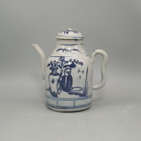 古玩陶瓷清代李白醉酒詩文青花壺拍賣,當前價格1800元