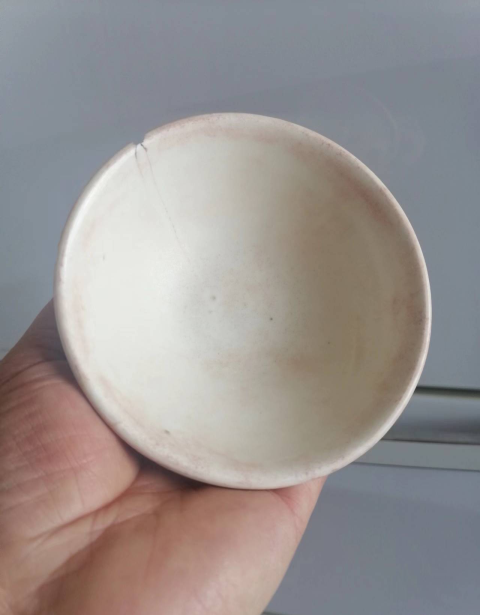 古玩陶瓷【清倉大處理】五代十國邢窯白釉茶盞拍賣,當(dāng)前價格999元