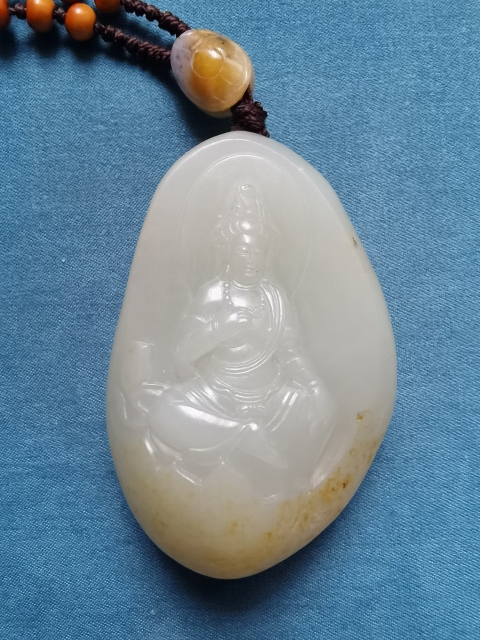 古玩玉器和田玉籽料雕觀音掛墜拍賣,當(dāng)前價(jià)格188888元