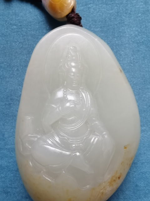 古玩玉器和田玉籽料雕觀音掛墜拍賣,當(dāng)前價(jià)格188888元